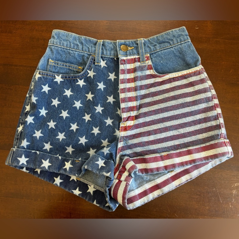 American Apparel Jeans Shorts - Women’s Red/White/Blue, Stars/Stripes. Size 26